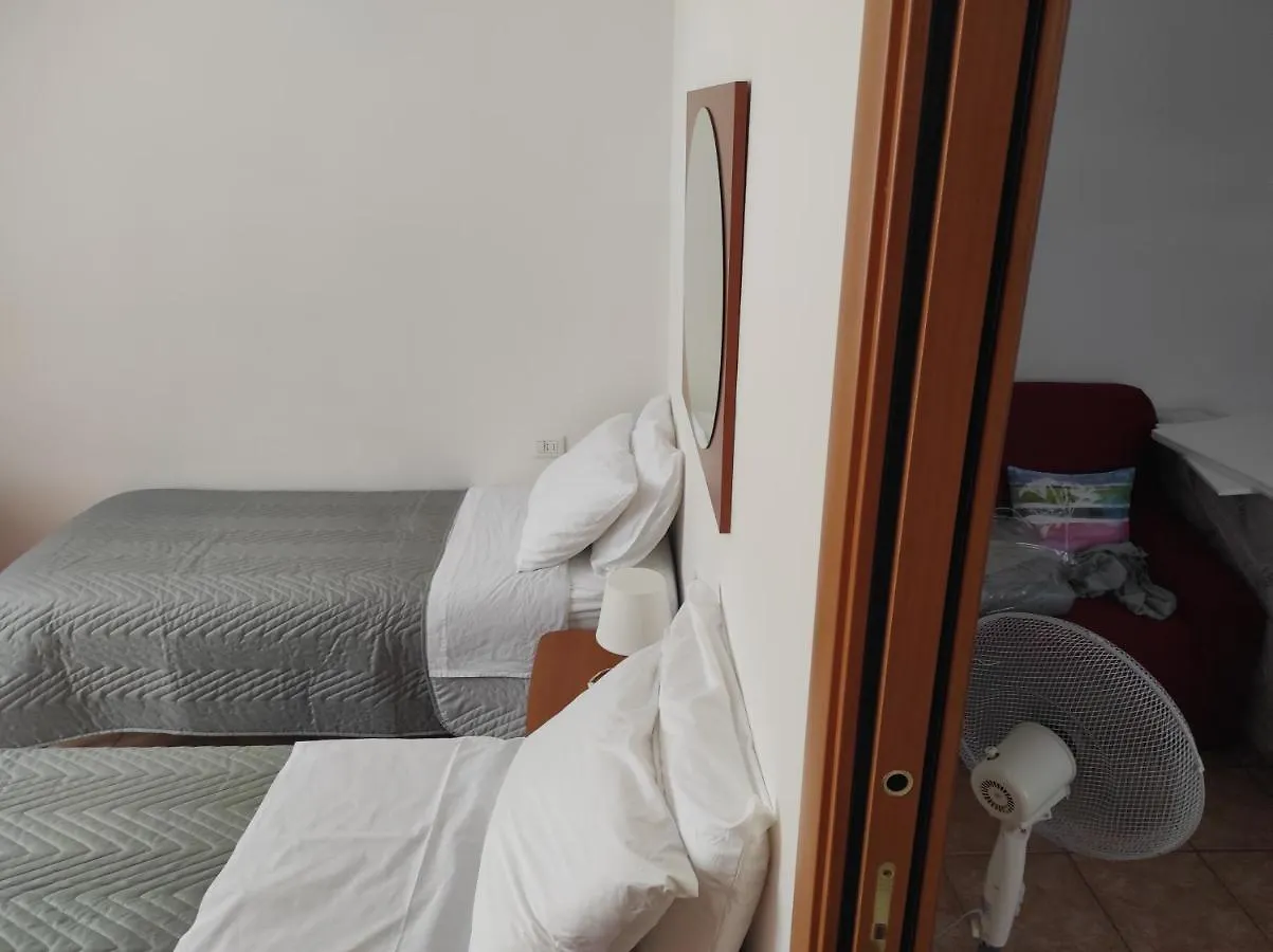 Apartmán Casa Di Luca Lecco 0*,